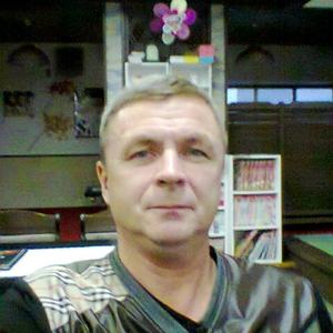 Игорь, 61 год, Екатеринбург