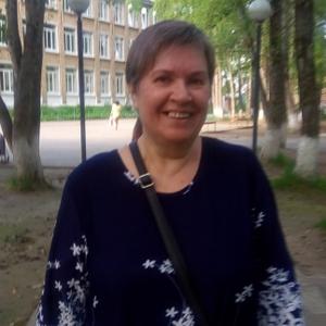 Девушки в Азове: Татьяна, 70 - ищет парня из Азова