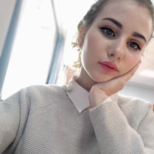 Милена, 22 года, Казань