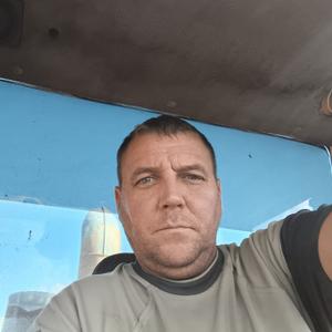 Юрий, 46 лет, Санкт-Петербург