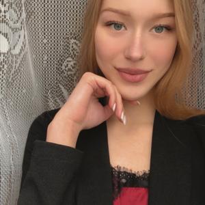 Девушки в Смоленске: Светлана, 20 - ищет парня из Смоленска