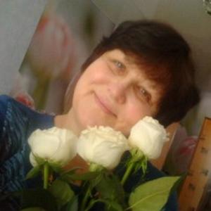 Татьяна, 64 года, Чусовой