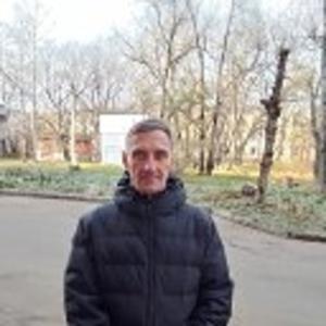 Парни в Комсомольске-На-Амуре: Роман, 46 - ищет девушку из Комсомольска-На-Амуре