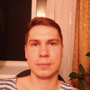 Максим, 28 лет, Саратов