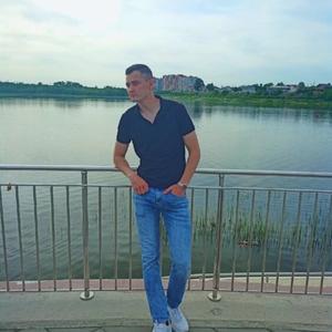 Парни в Сызрани: Максим, 22 - ищет девушку из Сызрани
