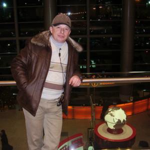 Олег, 59 лет, Нововоронеж