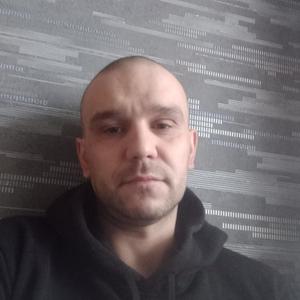 Парни в Жлобине: Сергей, 37 - ищет девушку из Жлобина