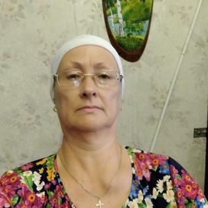 Девушки в Волгограде: Лидия, 66 - ищет парня из Волгограда