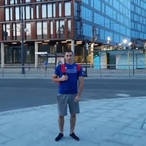 Парни в Калининграде: Artem, 26 - ищет девушку из Калининграда