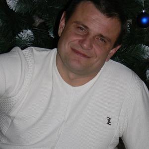 Парни в Сальске: Сергей, 46 - ищет девушку из Сальска