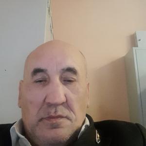 Зуфар, 62 года, Казань
