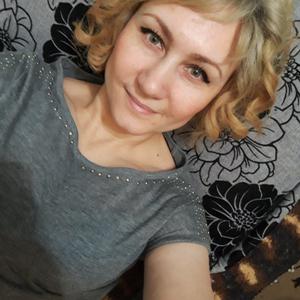 Девушки в Нижневартовске: Galina, 47 - ищет парня из Нижневартовска