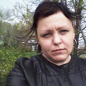 Девушки в Саратове: Светлана, 41 - ищет парня из Саратова