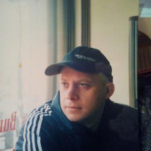 Парни в Владивостоке: Игорь, 55 - ищет девушку из Владивостока