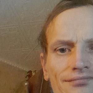 Олег, 40 лет, Коряжма
