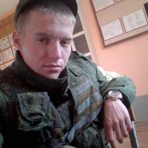 Парни в Крымске: Антон, 28 - ищет девушку из Крымска