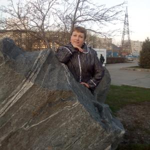 Девушки в Челябинске: Светлана Булаева, 59 - ищет парня из Челябинска