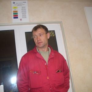 Парни в Южно-Сахалинске: Александр , 54 - ищет девушку из Южно-Сахалинска