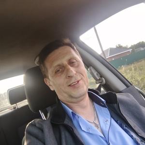 Виктор, 46 лет, Балашиха