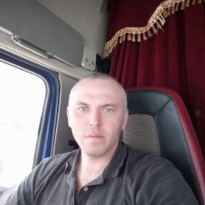 Парни в Усть-Куте: Антон, 39 - ищет девушку из Усть-Кута
