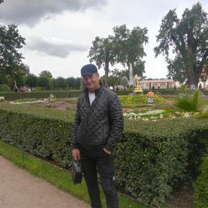 Юрий, 55 лет, Сургут