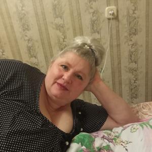Девушки в Ханты-Мансийске: Ирина, 60 - ищет парня из Ханты-Мансийска