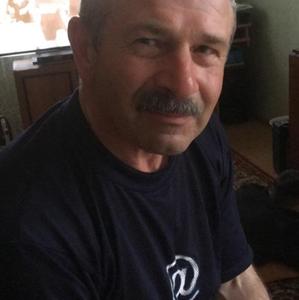 Парни в Петропавловске-Камчатском: Андрей, 61 - ищет девушку из Петропавловска-Камчатского