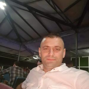 Парни в Кишиневе: Anatolii, 34 - ищет девушку из Кишинева