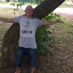 Парни в Смоленске: Артем, 35 - ищет девушку из Смоленска