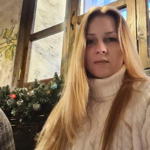 Девушки в Санкт-Петербурге: Любовь, 47 - ищет парня из Санкт-Петербурга