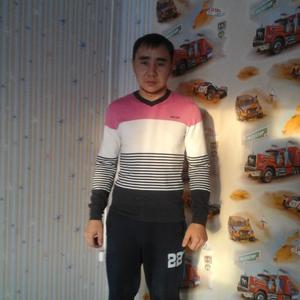 Парни в Ирбите: Данияр, 33 - ищет девушку из Ирбита