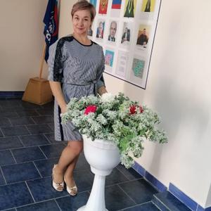 Девушки в Ульяновске: Наиля, 47 - ищет парня из Ульяновска