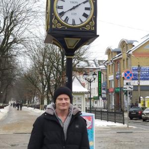 Парни в Череповце: Vitaly Genrix, 48 - ищет девушку из Череповца