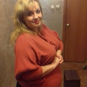 Девушки в Казани (Татарстан): Наталья, 43 - ищет парня из Казани (Татарстан)