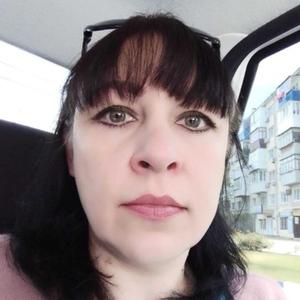 Девушки в Новороссийске: Ирина, 37 - ищет парня из Новороссийска