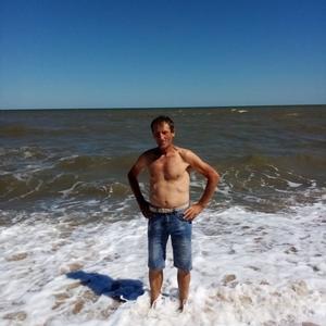 Парни в Абинске: Николай, 60 - ищет девушку из Абинска