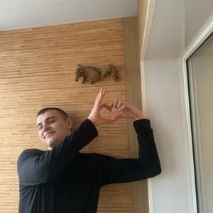 Максим, 24 года, Новоивановское