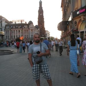 Парни в Батайске: Андрей, 40 - ищет девушку из Батайска
