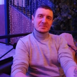 Парни в Нижневартовске: Владимир, 41 - ищет девушку из Нижневартовска
