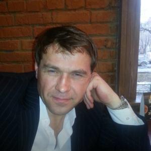 Олег, 54 года, Пермь