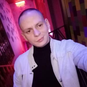 Парни в Анапе: Олег, 36 - ищет девушку из Анапы