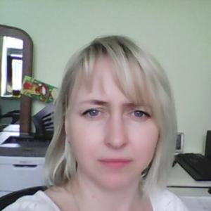 Девушки в Оренбурге: Людмила, 46 - ищет парня из Оренбурга