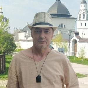 Парни в Зеленодольске (Татарстан): Дмитрий, 53 - ищет девушку из Зеленодольска (Татарстан)