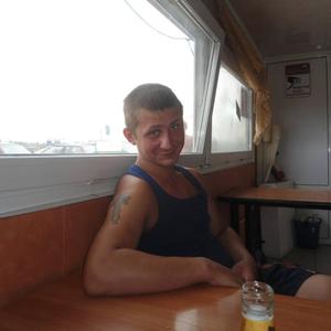 Антон, 39 лет, Линево