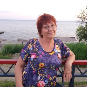 Девушки в Краснодаре (Краснодарский край): Алена, 59 - ищет парня из Краснодара (Краснодарский край)