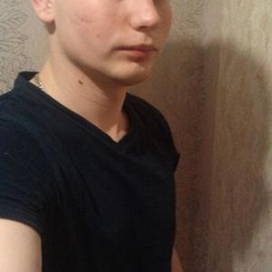 Парни в Череповце: Михаил, 31 - ищет девушку из Череповца