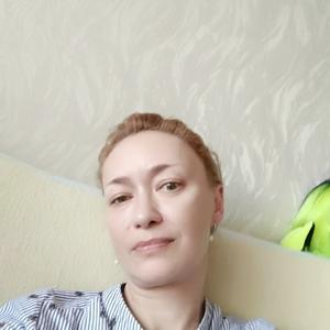 Девушки в Мурманске: Светлана, 51 - ищет парня из Мурманска