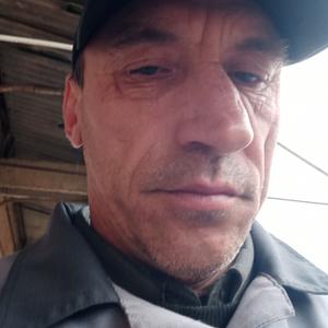 Парни в Новоалександровске: Эдуард, 49 - ищет девушку из Новоалександровска