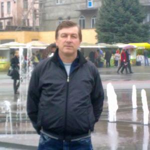 Анатолий, 63 года, Пермь