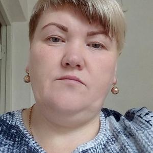 Девушки в Канске: Светлана, 52 - ищет парня из Канска